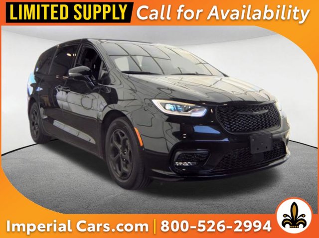 Used 2023 Chrysler Pacifica Plug-In Hybrid Limited Van Passenger Van