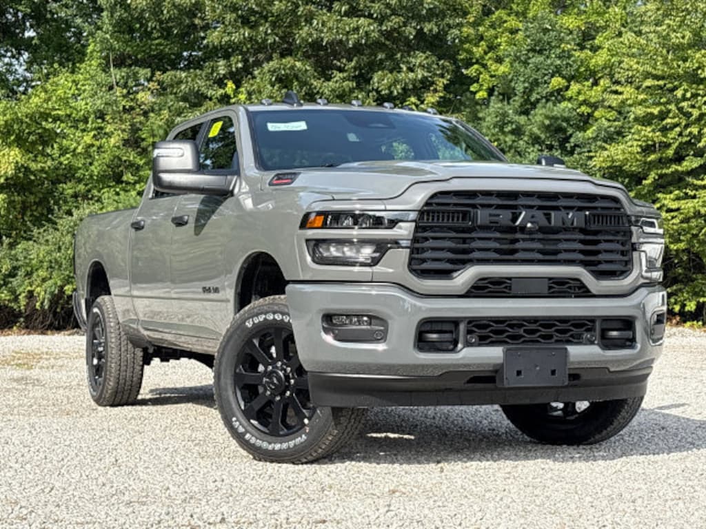New 2026 Ram 2500 BIG HORN CREW CAB 4X4 6'4 BOX Pickup