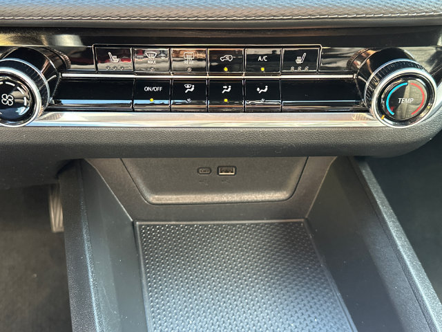 2025 Chevrolet Equinox LT - Photo 36