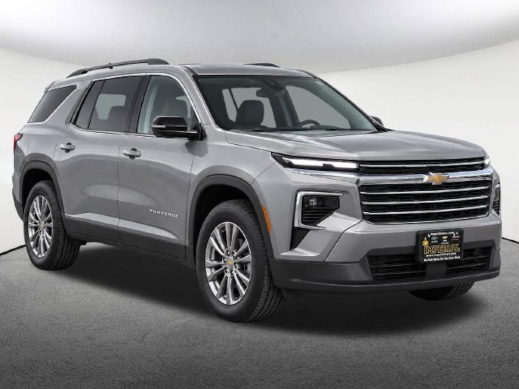 Used 2026 Chevrolet Traverse LT SUV