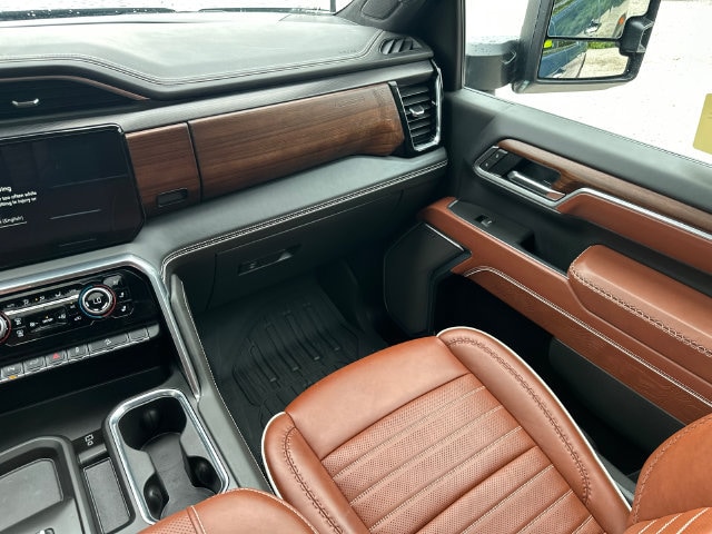 2025 GMC Sierra 2500HD Denali Ultimate - Photo 23