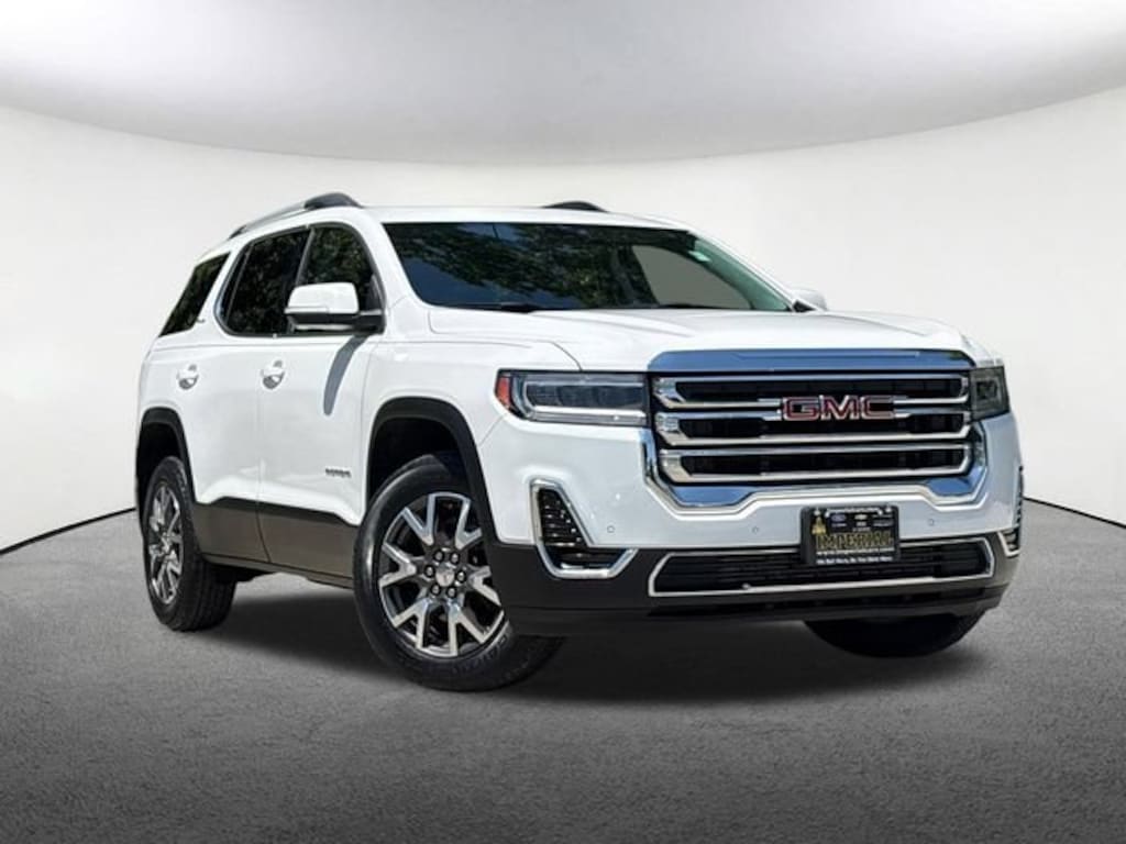 Used 2023 GMC Acadia SLE SUV