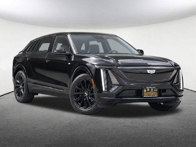 Used 2024 Cadillac LYRIQ Sport 2 with VIN 1GYKPVRK3RZ106872 for sale in Mendon, MA