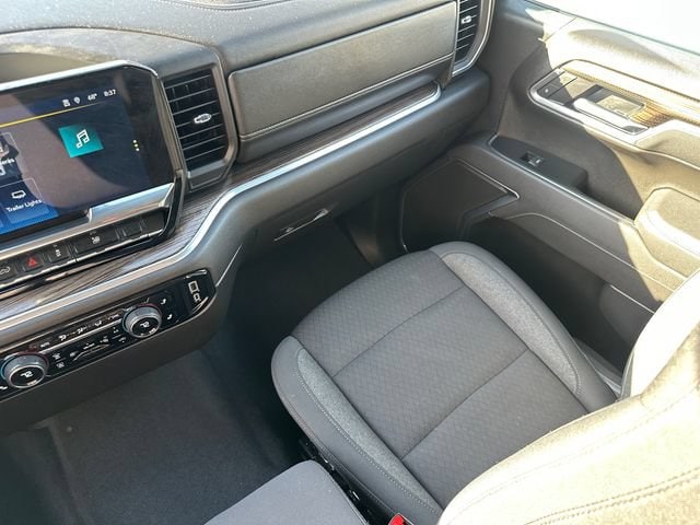 2025 Chevrolet Silverado 1500 LT - Photo 25