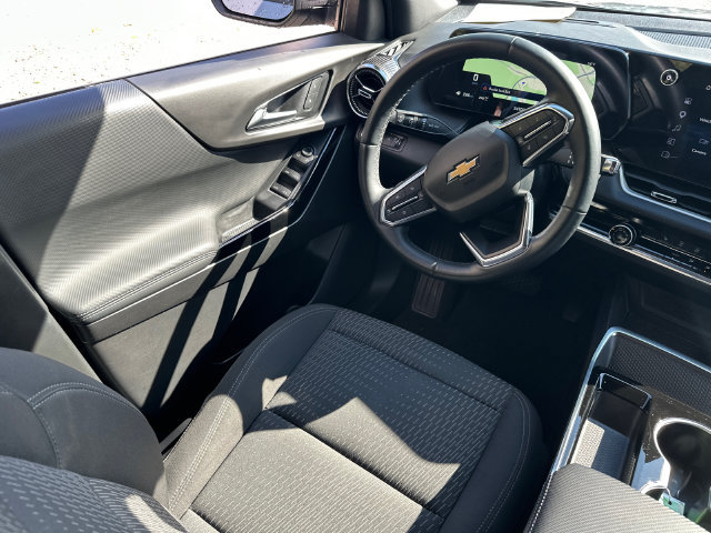 2025 Chevrolet Equinox LT - Photo 24