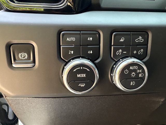 2025 GMC Sierra 2500HD AT4 - Photo 24
