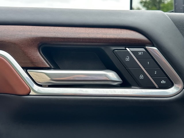 2025 GMC Sierra 2500HD Denali Ultimate - Photo 25
