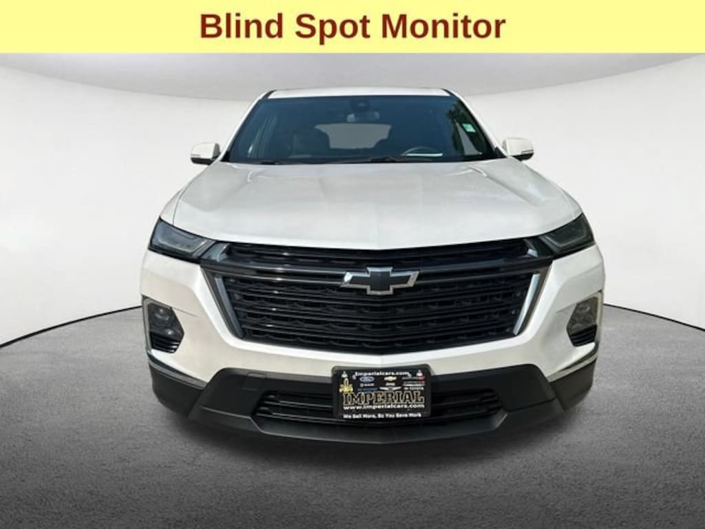 Used 2023 Chevrolet Traverse LT Cloth SUV