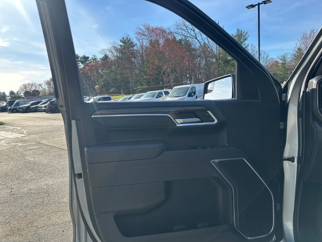 2025 Chevrolet Silverado 1500 LT - Photo 26