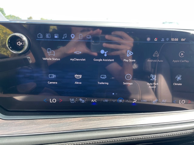 2025 Chevrolet Suburban Premier - Photo 34