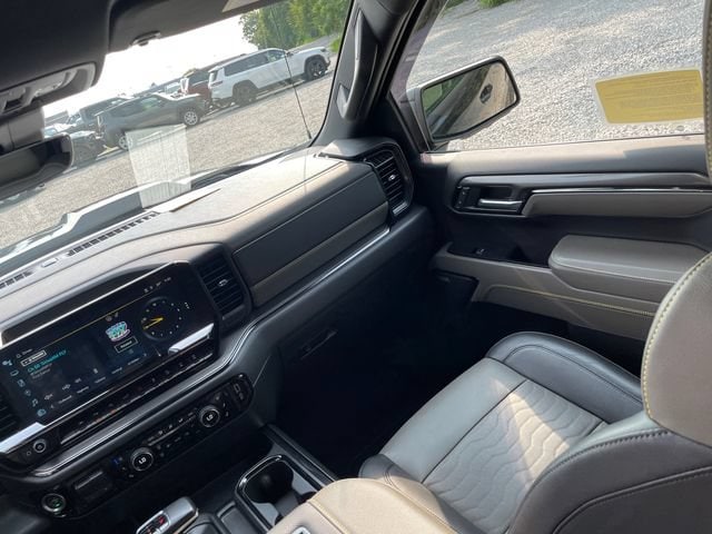 2022 Chevrolet Silverado 1500 ZR2 - Photo 23