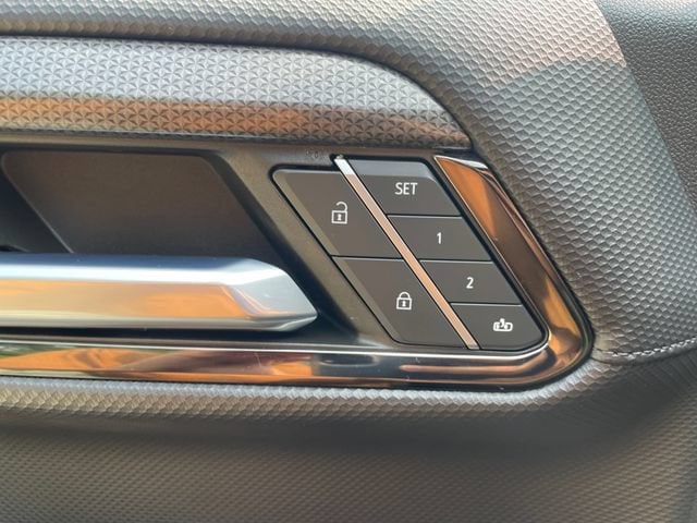 2022 Chevrolet Silverado 1500 ZR2 - Photo 26