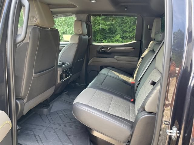 2022 Chevrolet Silverado 1500 ZR2 - Photo 18