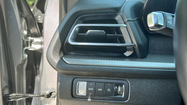 2026 Chevrolet Traverse LT - Photo 23