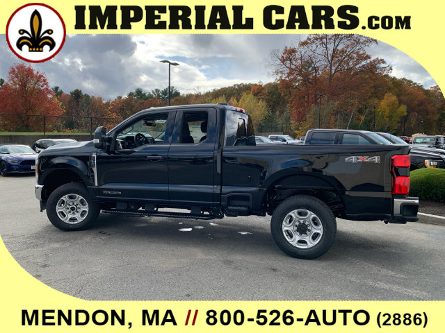 2026 Ford F-350 Super Duty XLT - Photo 6
