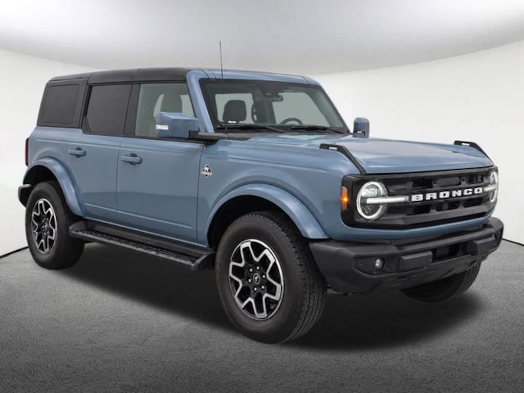 Certified 2025 Ford Bronco Outer Banks SUV