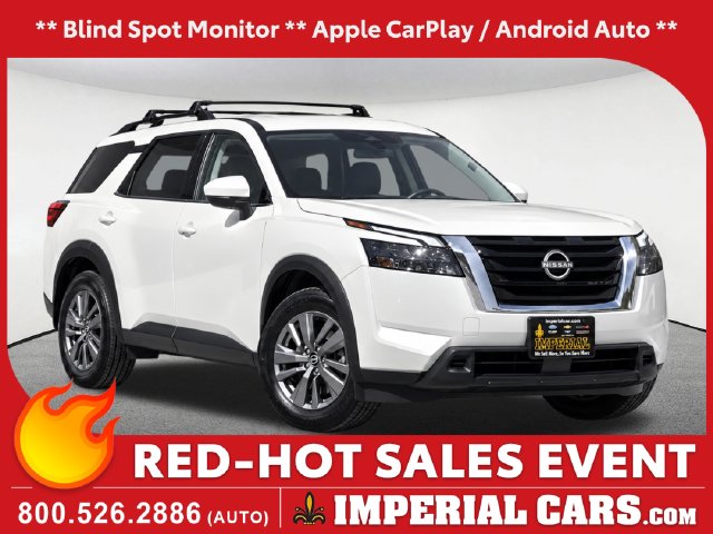 2024 Nissan Pathfinder SV