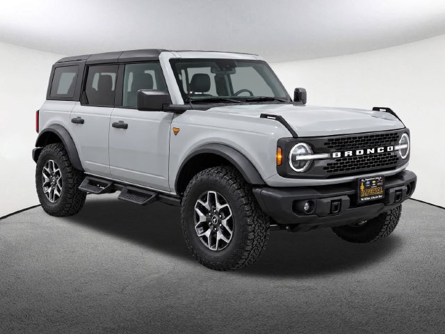 Used 2023 Ford Bronco Badlands SUV