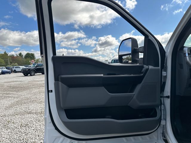 2025 Ford F-250 Super Duty XL - Photo 17