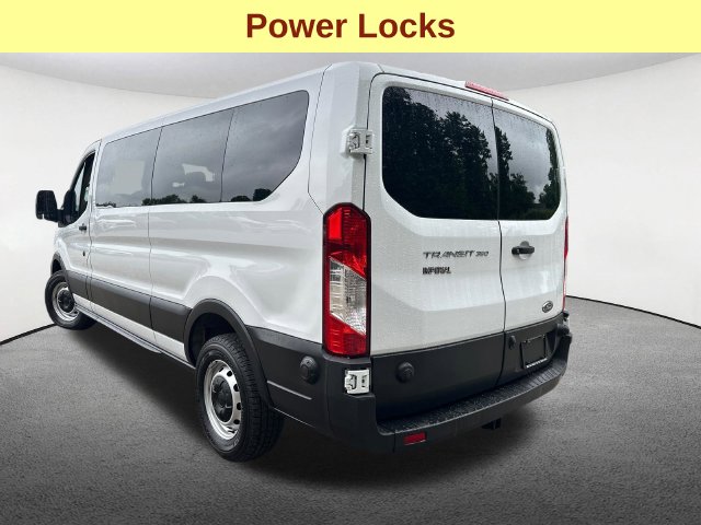 2020 Ford Transit Passenger Van XL - Photo 12
