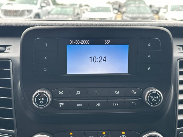 2020 Ford Transit Passenger Van XL - Photo 28