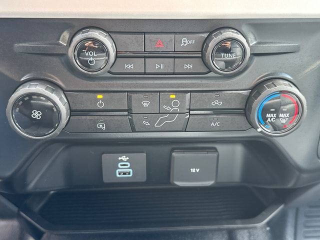 2025 Ford F-250 Super Duty XL - Photo 26