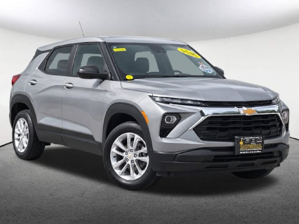 Used 2024 Chevrolet Trailblazer LS SUV