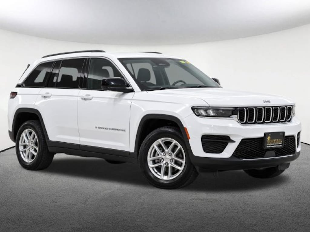 Used 2025 Jeep Grand Cherokee Laredo X SUV