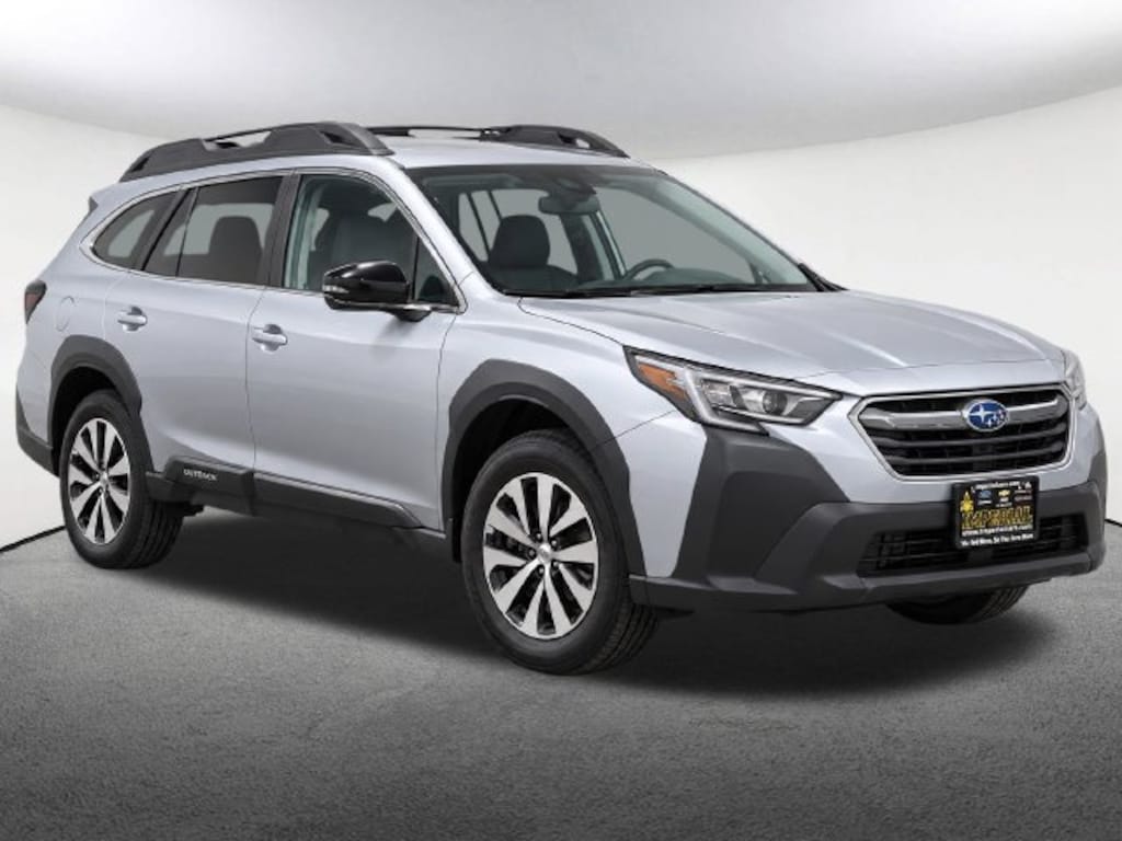 Used 2024 Subaru Outback Premium SUV