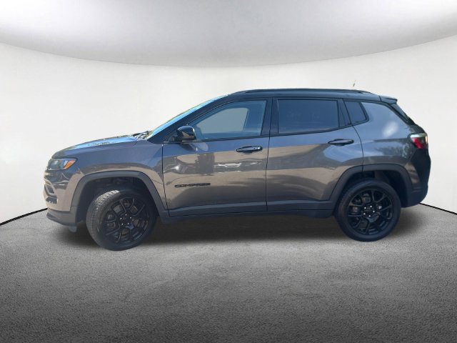 Used 2023 Jeep Compass Latitude SUV