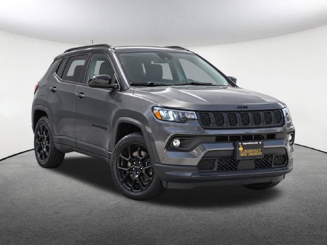 Used 2023 Jeep Compass Latitude SUV