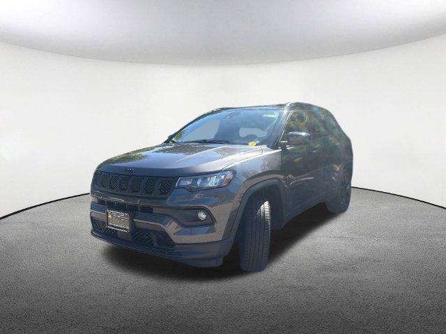 Used 2023 Jeep Compass Latitude SUV