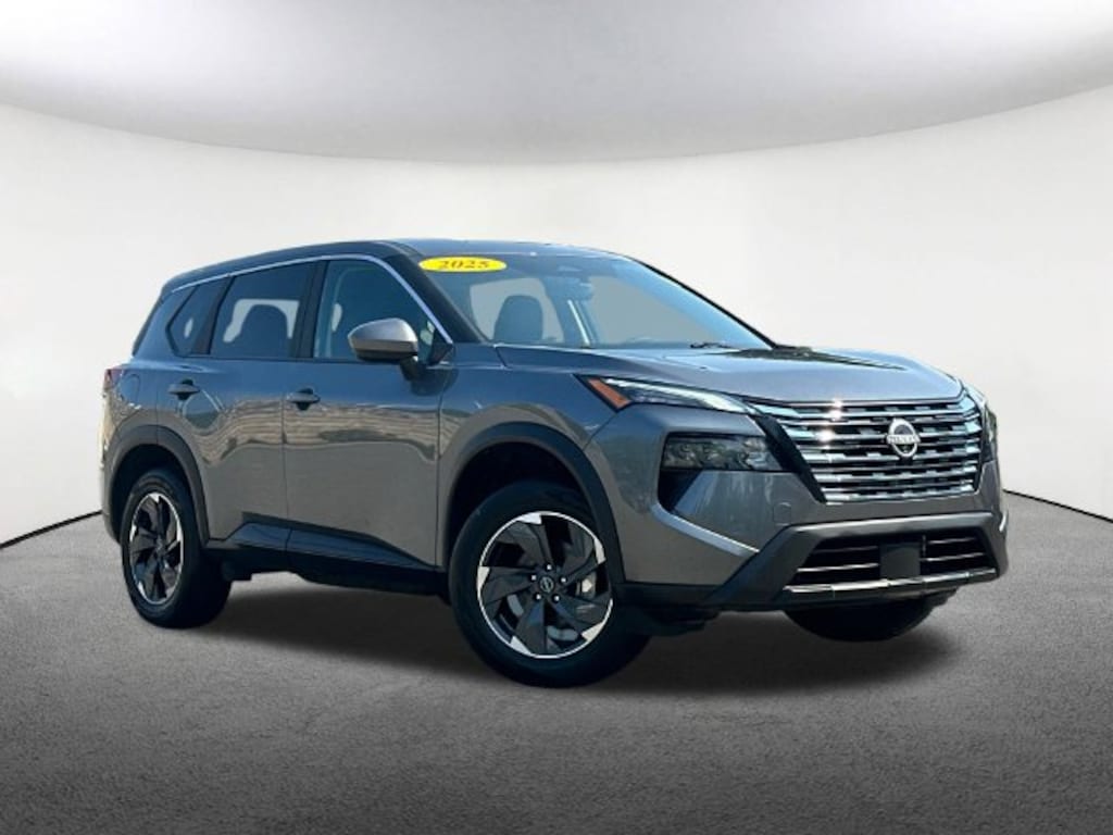 Used 2025 Nissan Rogue SV SUV