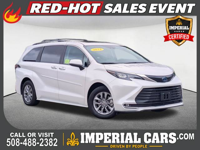 Certified 2024 Toyota Sienna XLE Minivan/Van