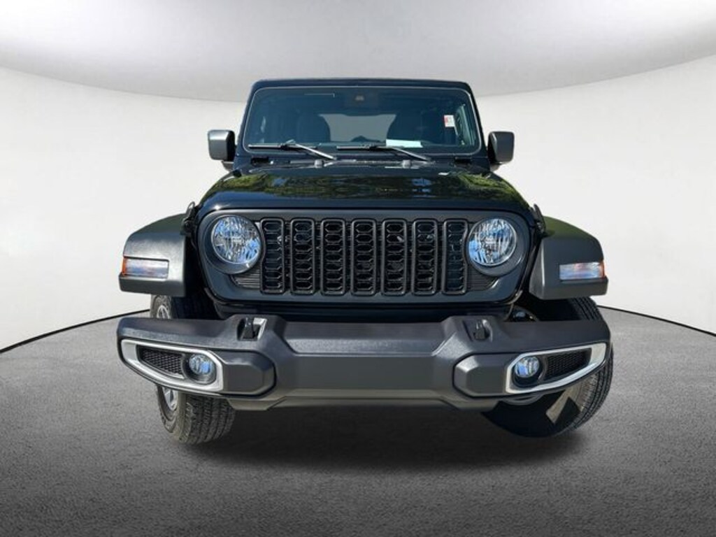 Used 2025 Jeep Gladiator Sport S Truck