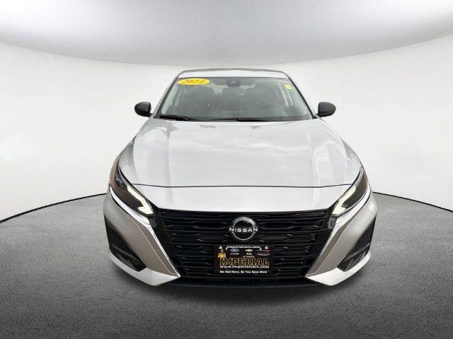Used 2024 Nissan Altima 2.5 SV Sedan