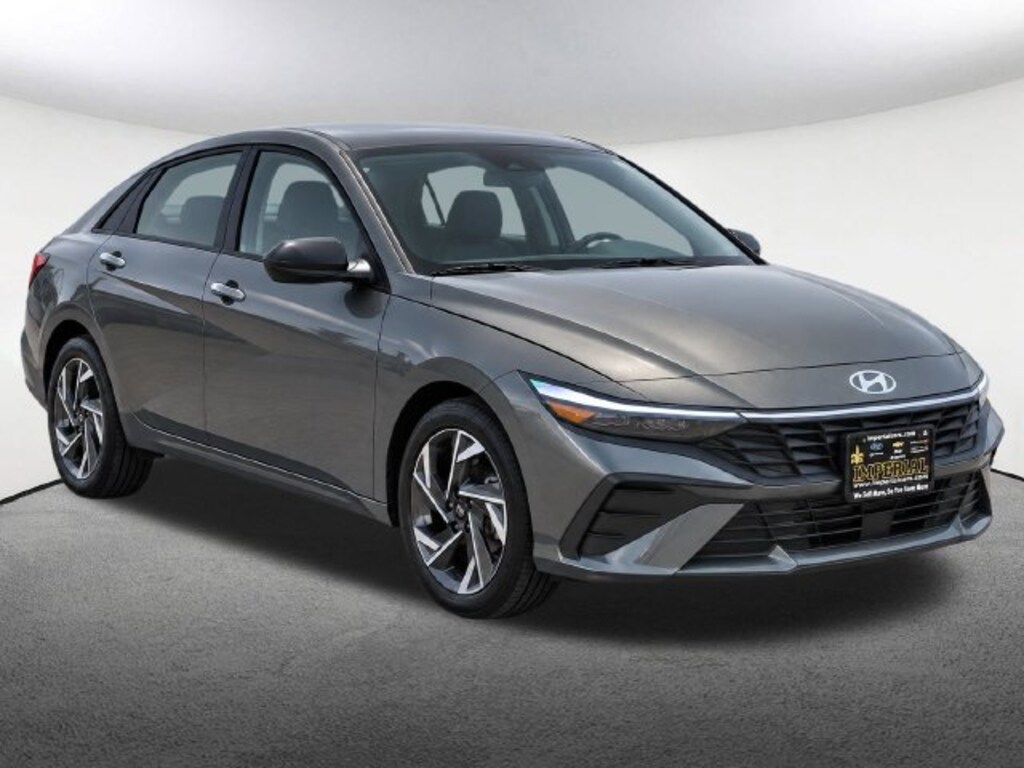 Used 2025 Hyundai Elantra SEL Sport Sedan