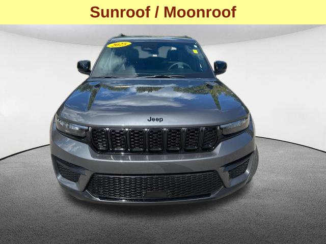 Used 2025 Jeep Grand Cherokee Altitude X SUV