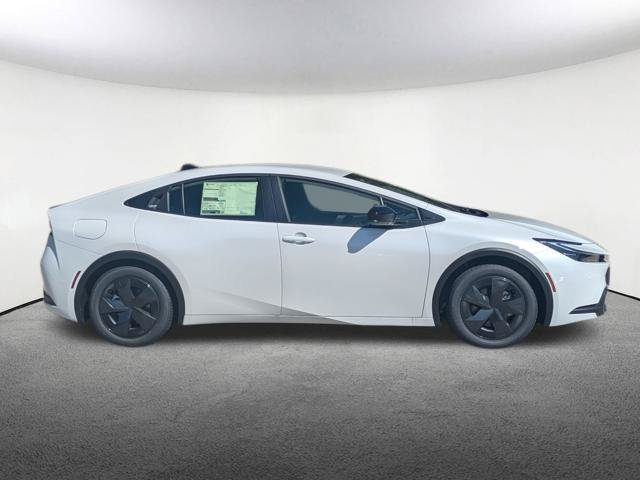 New 2027 Toyota Prius Plug-in Hybrid SE PLUG-IN HYBRID