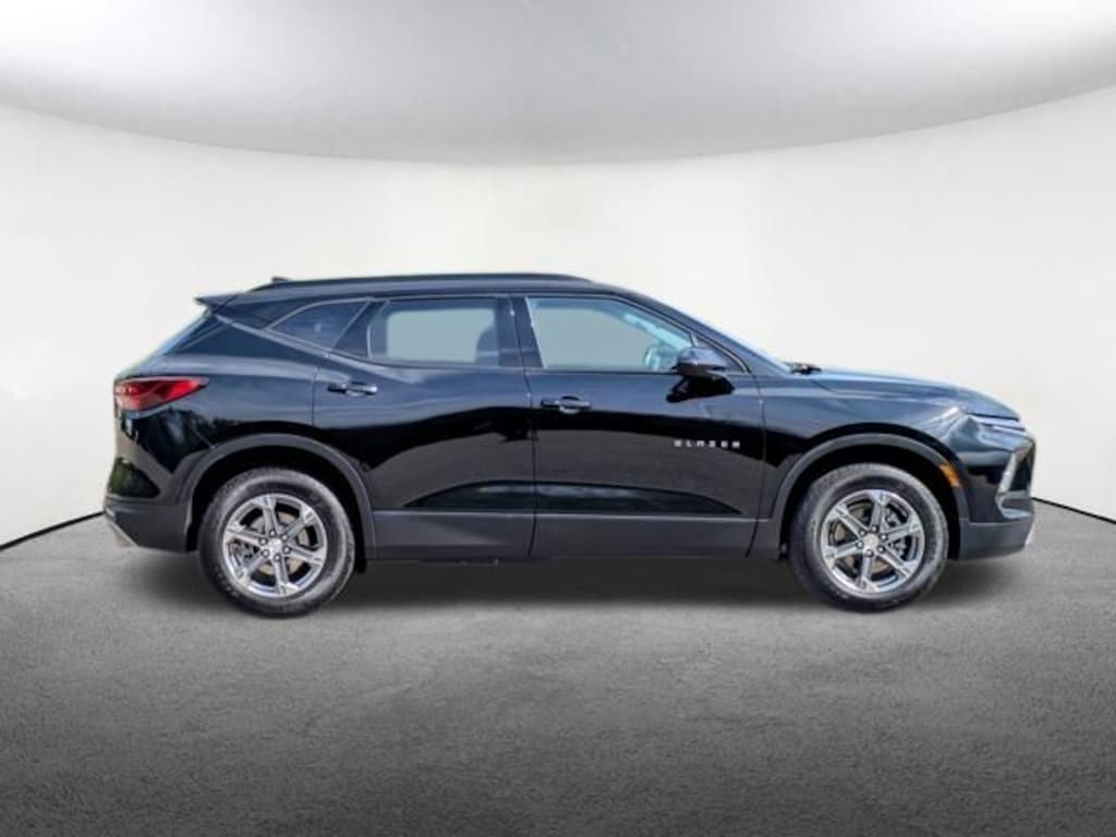 Used 2023 Chevrolet Blazer LT SUV