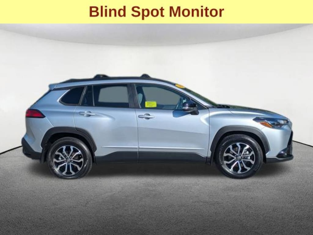 Used 2025 Toyota Corolla Cross Hybrid SE SUV