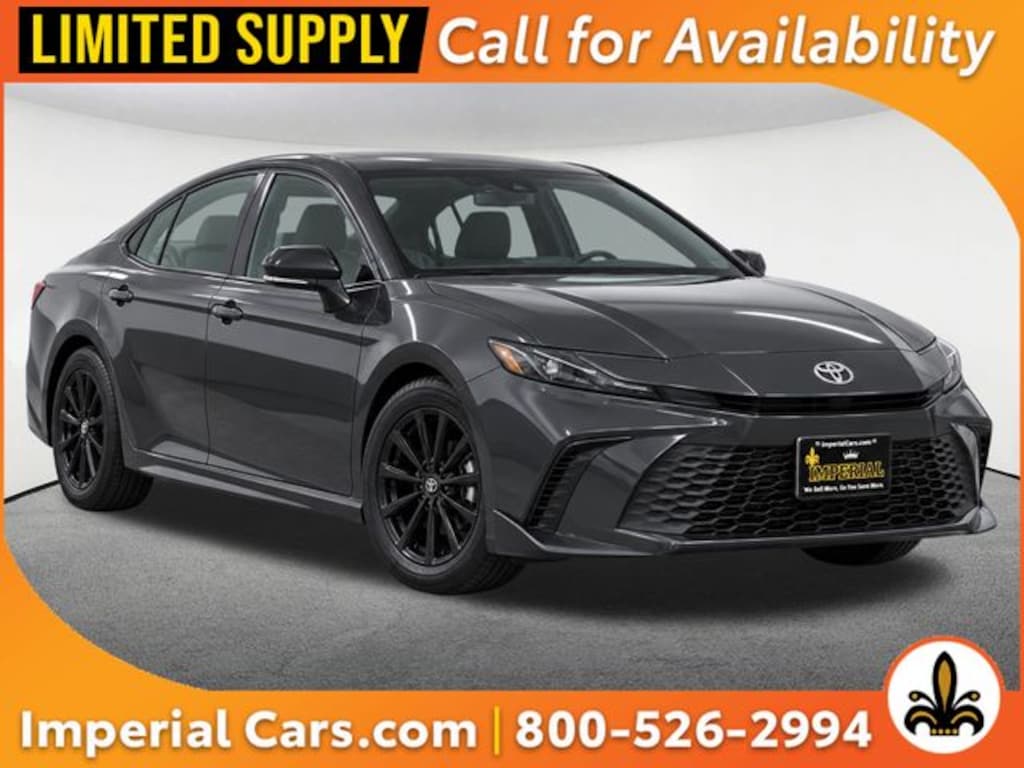 Used 2025 Toyota Camry SE Sedan
