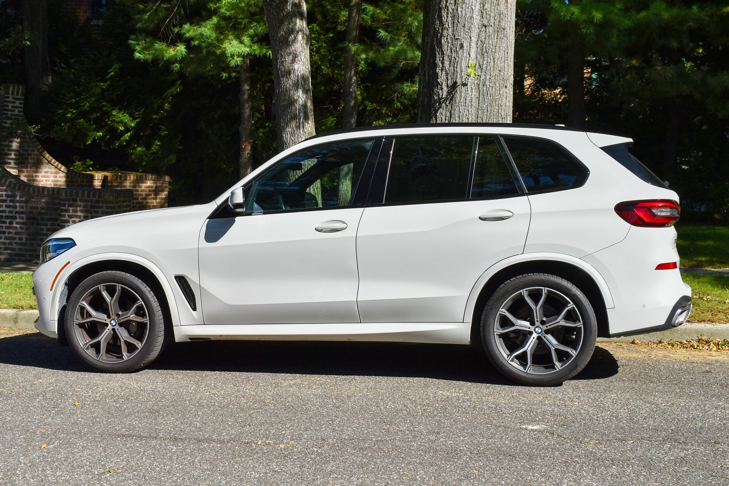Used 2023 BMW X5 sDrive40i SUV