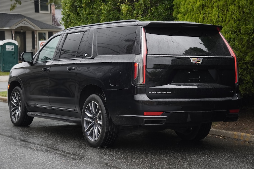 Used 2023 CADILLAC Escalade ESV Sport SUV