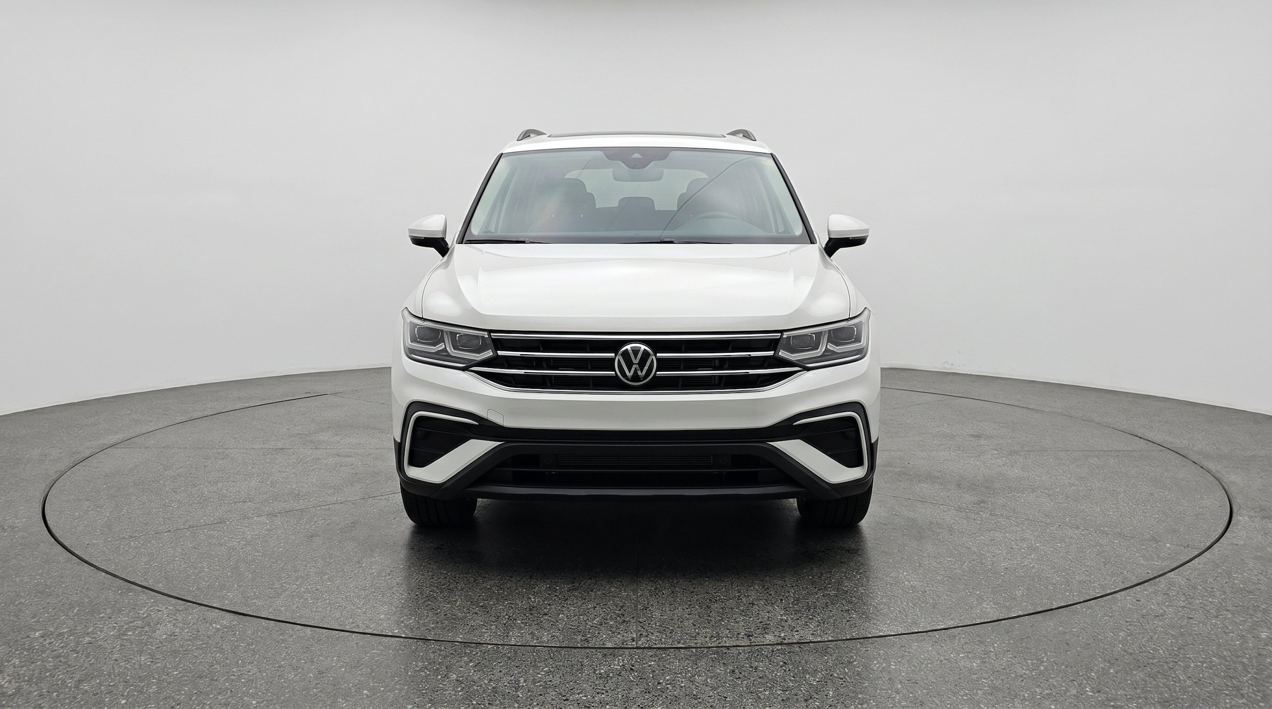 Thumbnail: 2026 Volkswagen Tiguan - 2