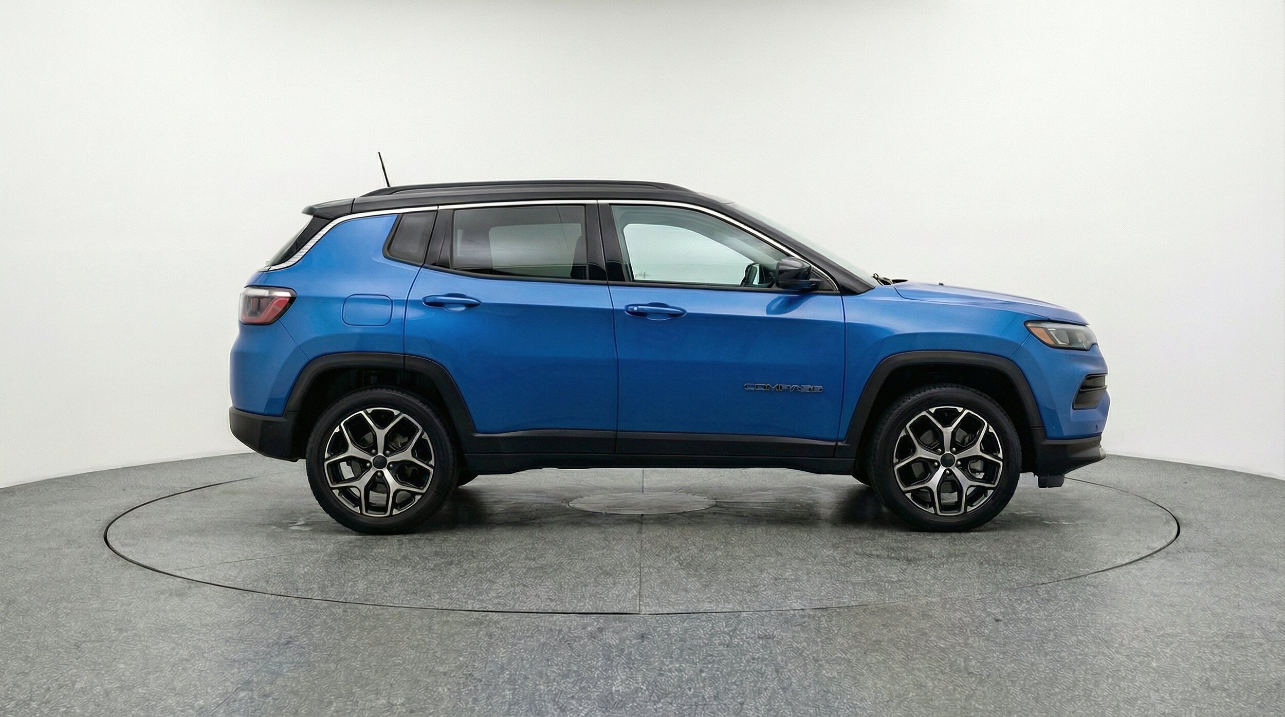 Thumbnail: 2025 Jeep Compass - 10