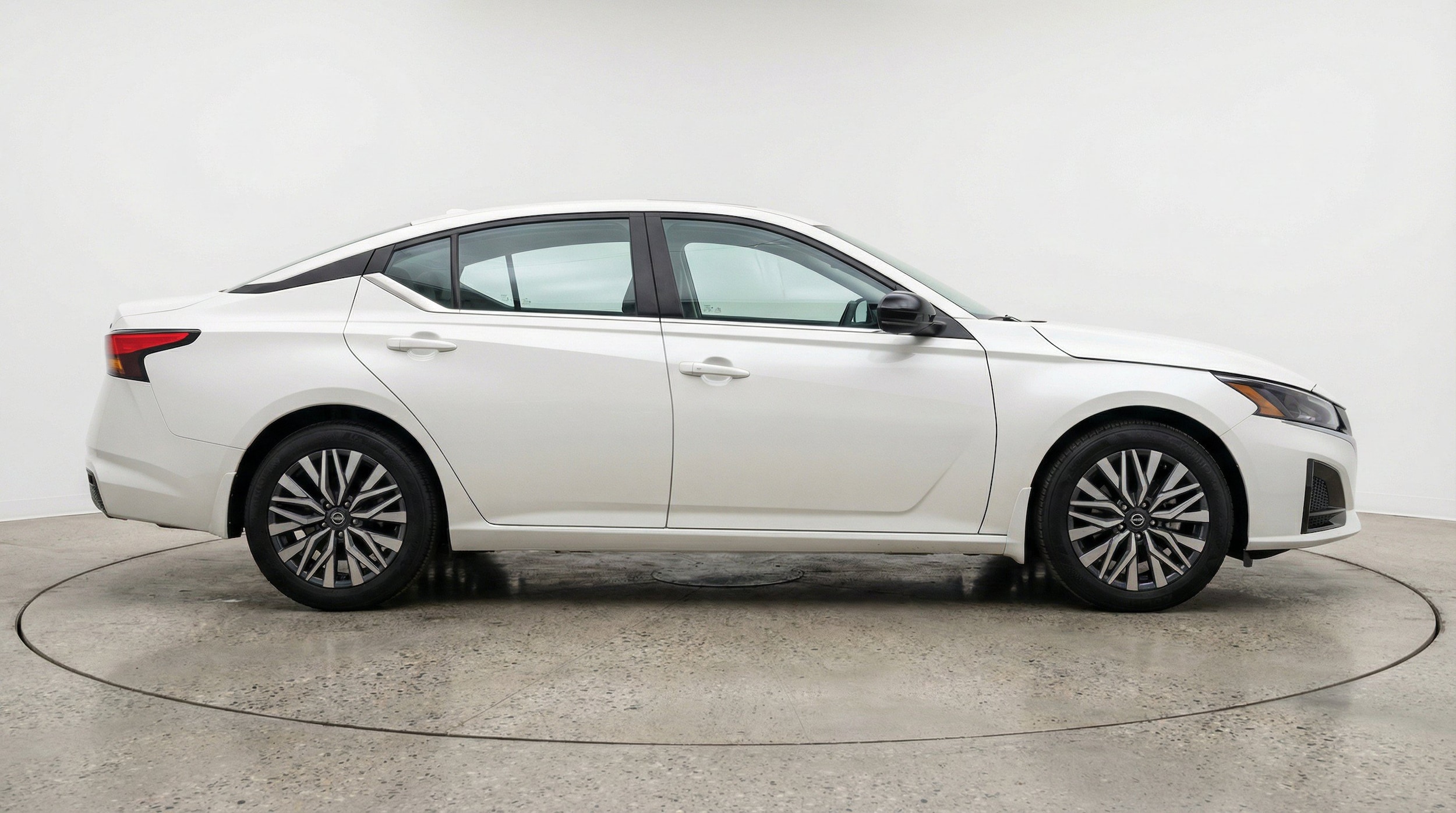 Thumbnail: 2025 Nissan Altima - 11