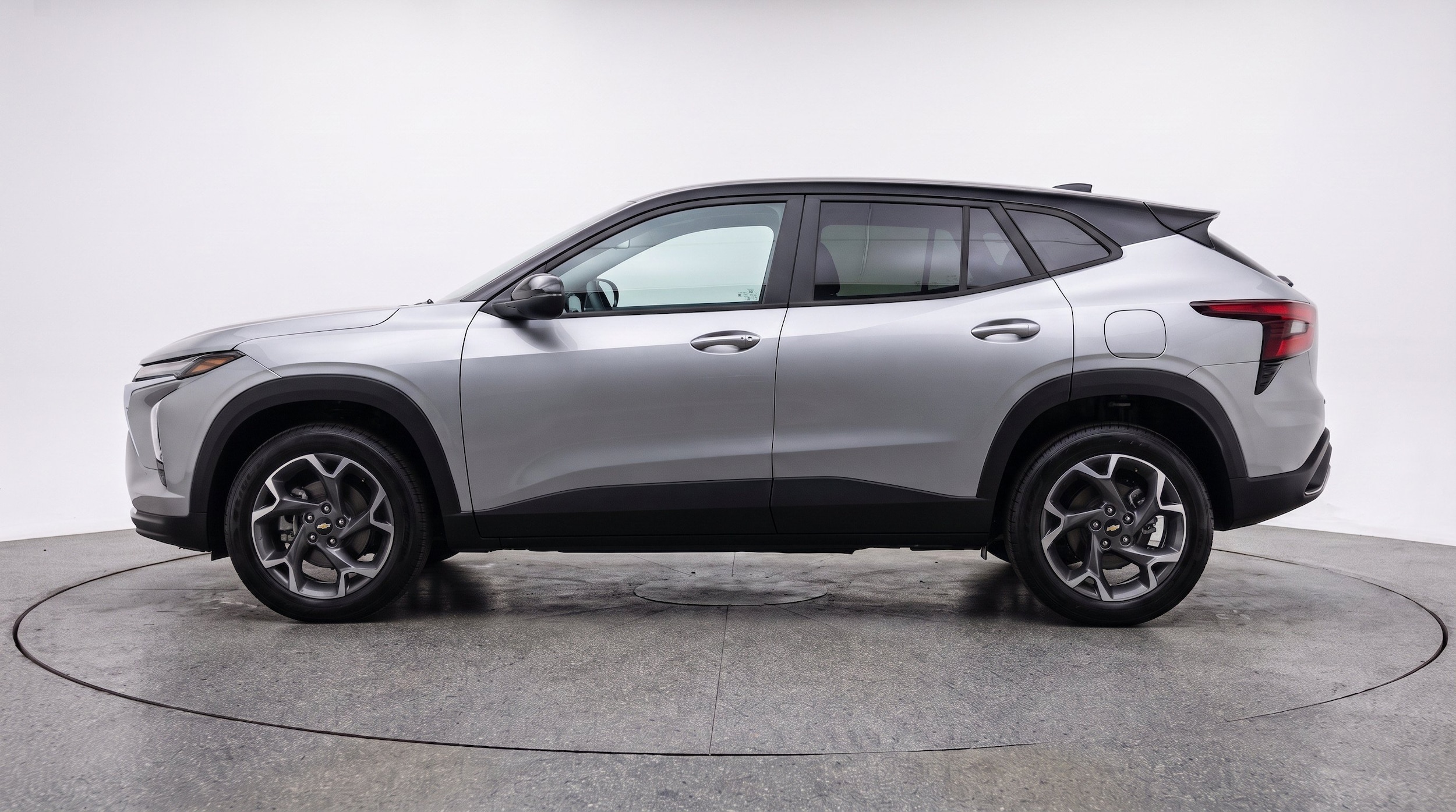Thumbnail: 2025 Chevrolet Trax - 5