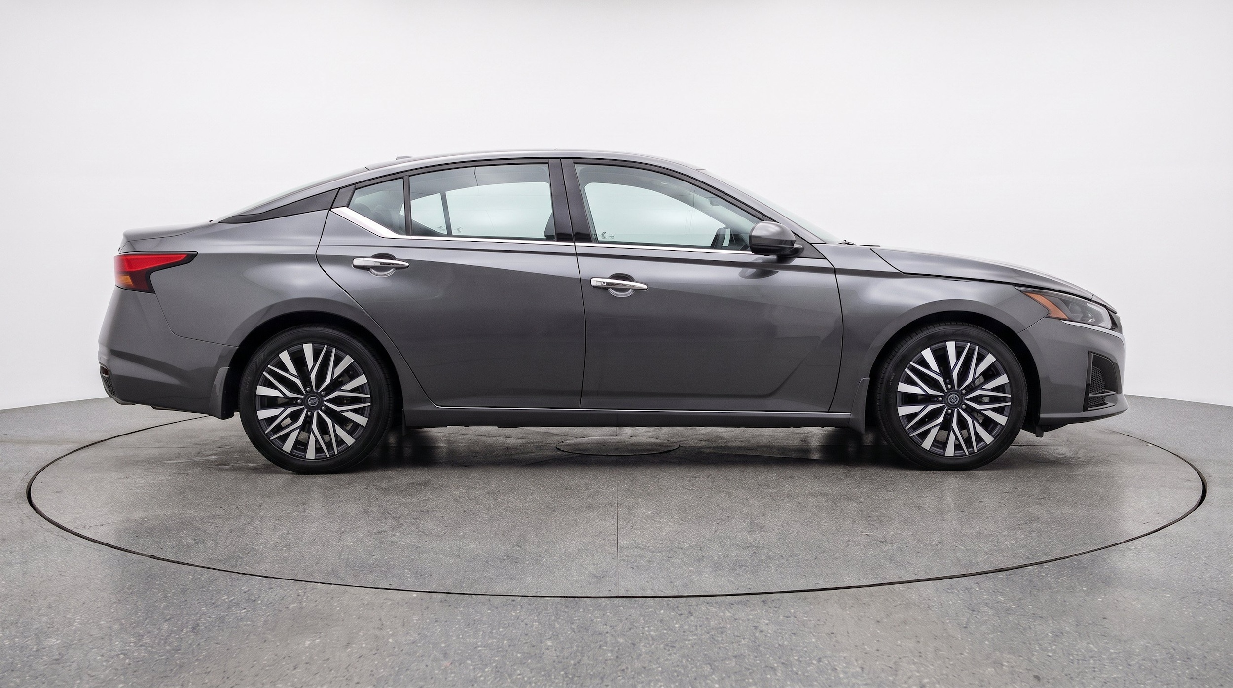 Thumbnail: 2025 Nissan Altima - 10