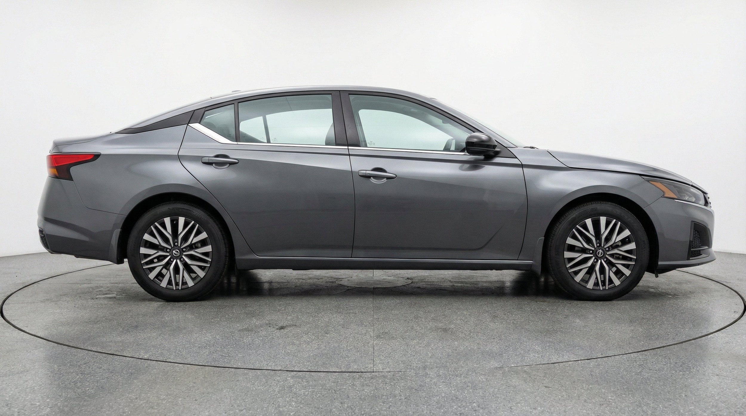 Thumbnail: 2025 Nissan Altima - 10